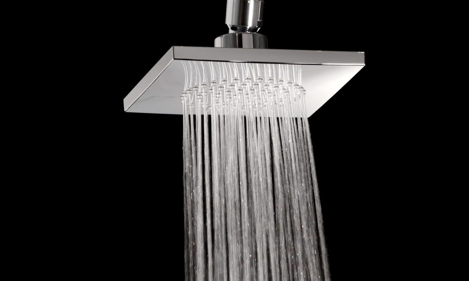 StyleFlow showerhead with running water